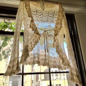 Cardigan, Gossamer-light, Hand-knit